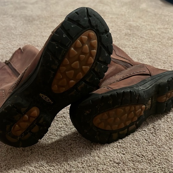 Keen brown, leather boots, size 6 - Picture 6 of 6